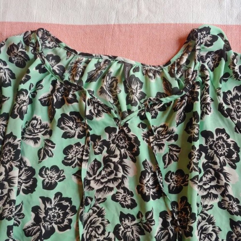Massini Floral Mint Peasant Blouse - Picture 4 of 6